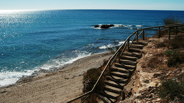 PLAYA DE LA RAJA