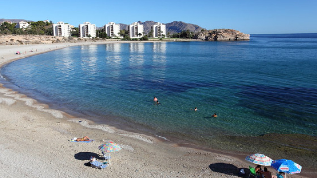 PLAYA DE EL MOJÓN