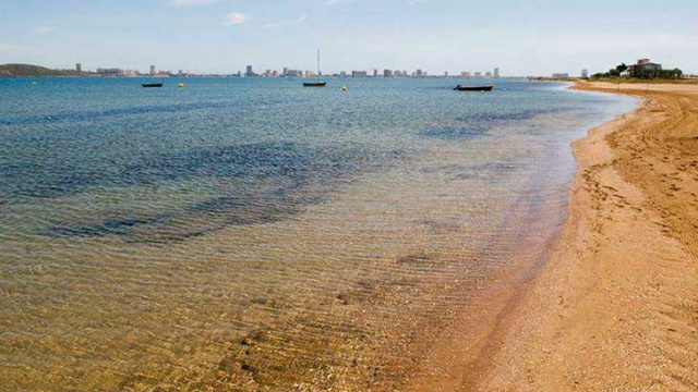 PLAYA DE MAR DE CRISTAL